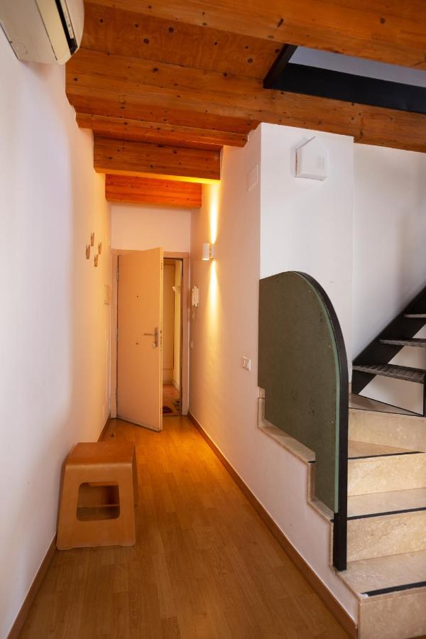Atic Duplex Amb Encant A 10 Minuts De L' Estany Apartment Banyoles Exterior photo